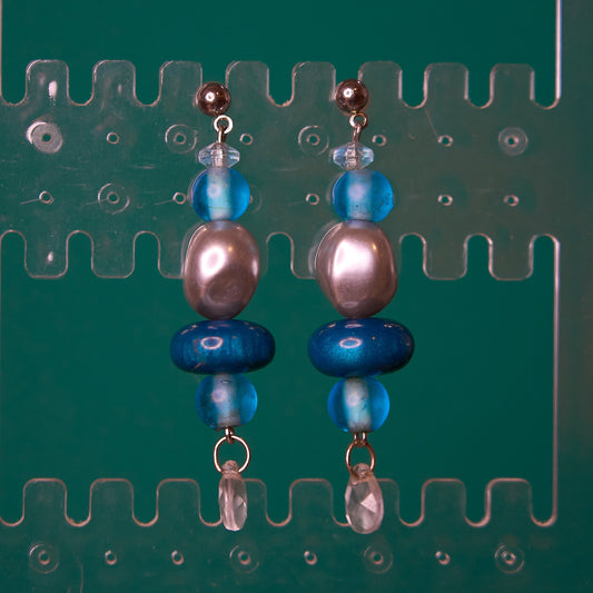 Feeling-blue Beaded earrings